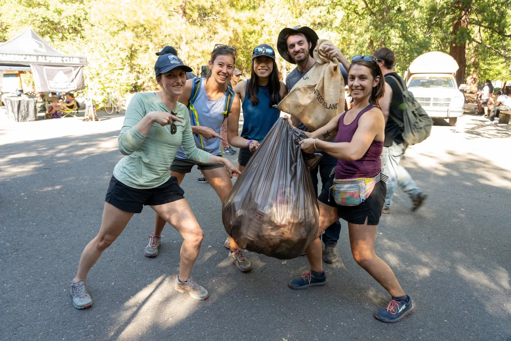 Group of people with garbage from Yosemite facelift event